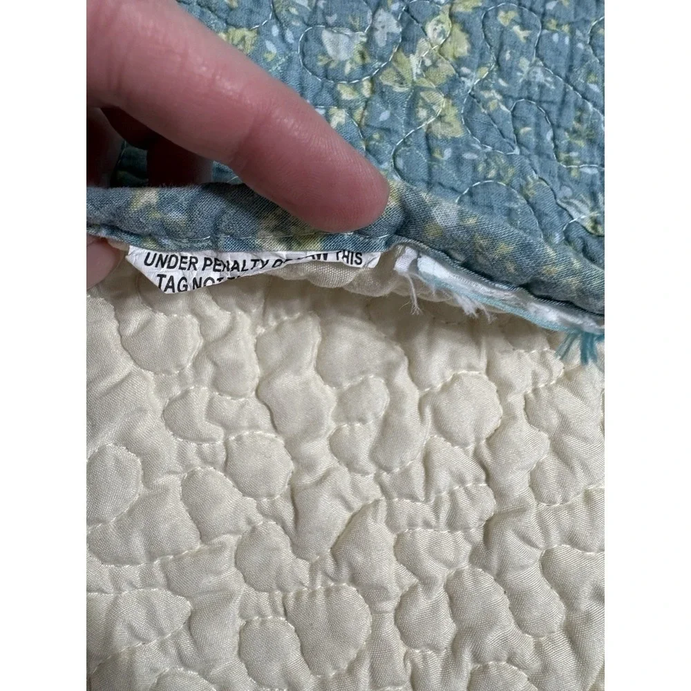 Vintage Large Quilt Green, Blue‎ Spring & Floral Scalloped Edges 112